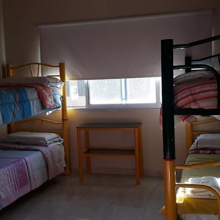 Hostel Puerta De Hierro Villa Alsina Ngoại thất bức ảnh