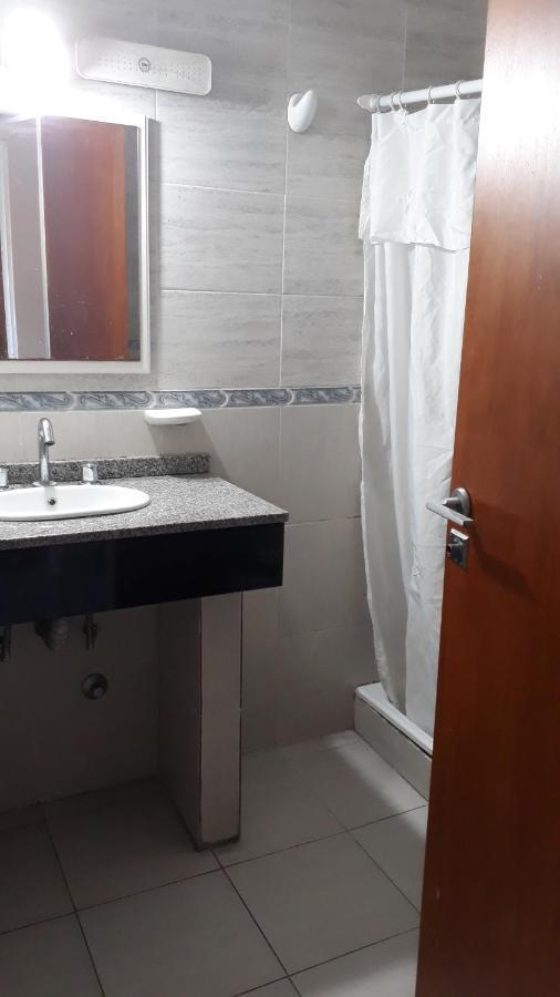 Hostel Puerta De Hierro Villa Alsina Ngoại thất bức ảnh