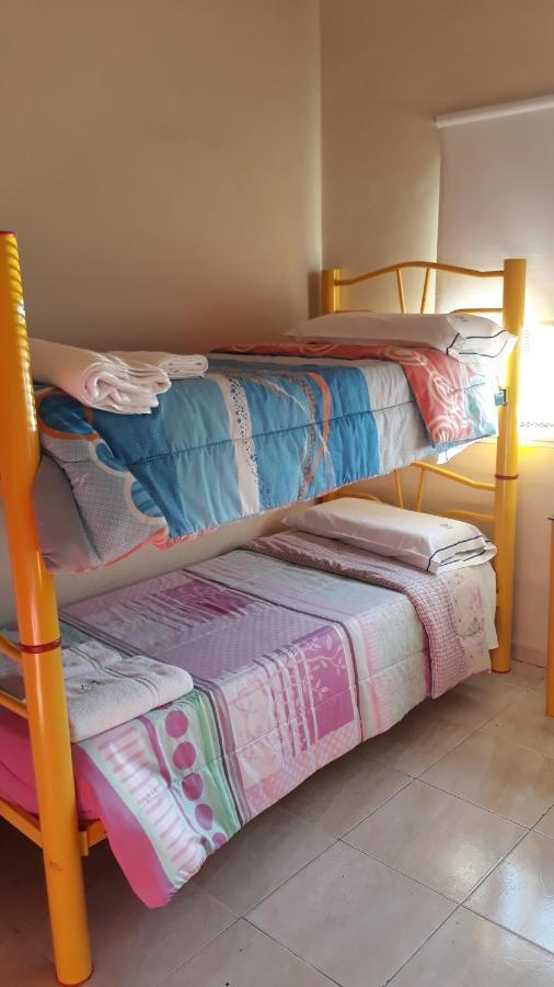 Hostel Puerta De Hierro Villa Alsina Ngoại thất bức ảnh