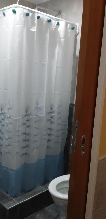 Hostel Puerta De Hierro Villa Alsina Ngoại thất bức ảnh